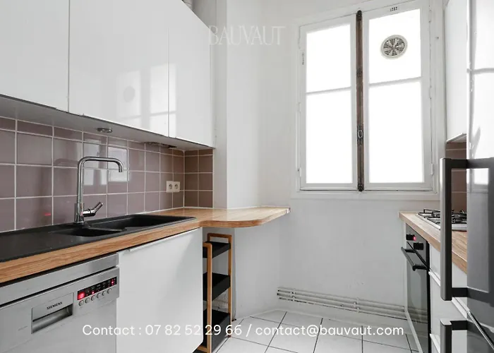 Versailles - Modern Refuge In 15th *